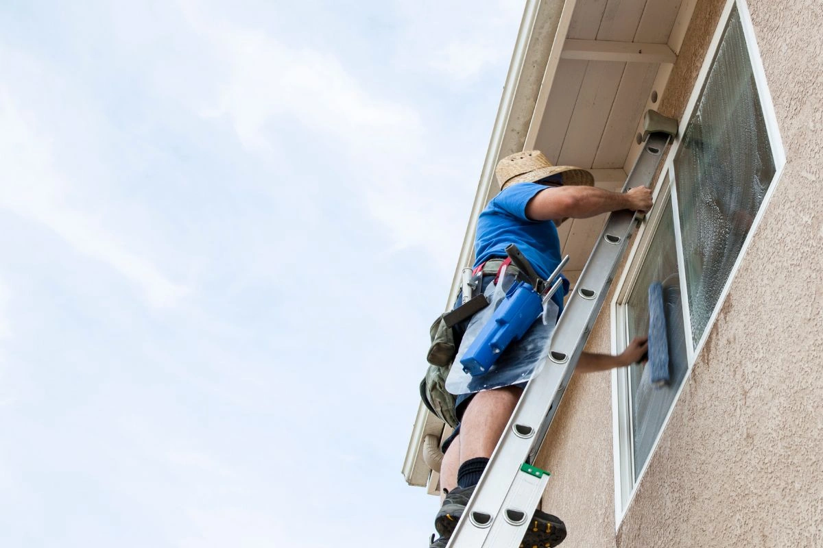 Commercial Window Cleaning service-2 Commercial Window Cleaning service-2