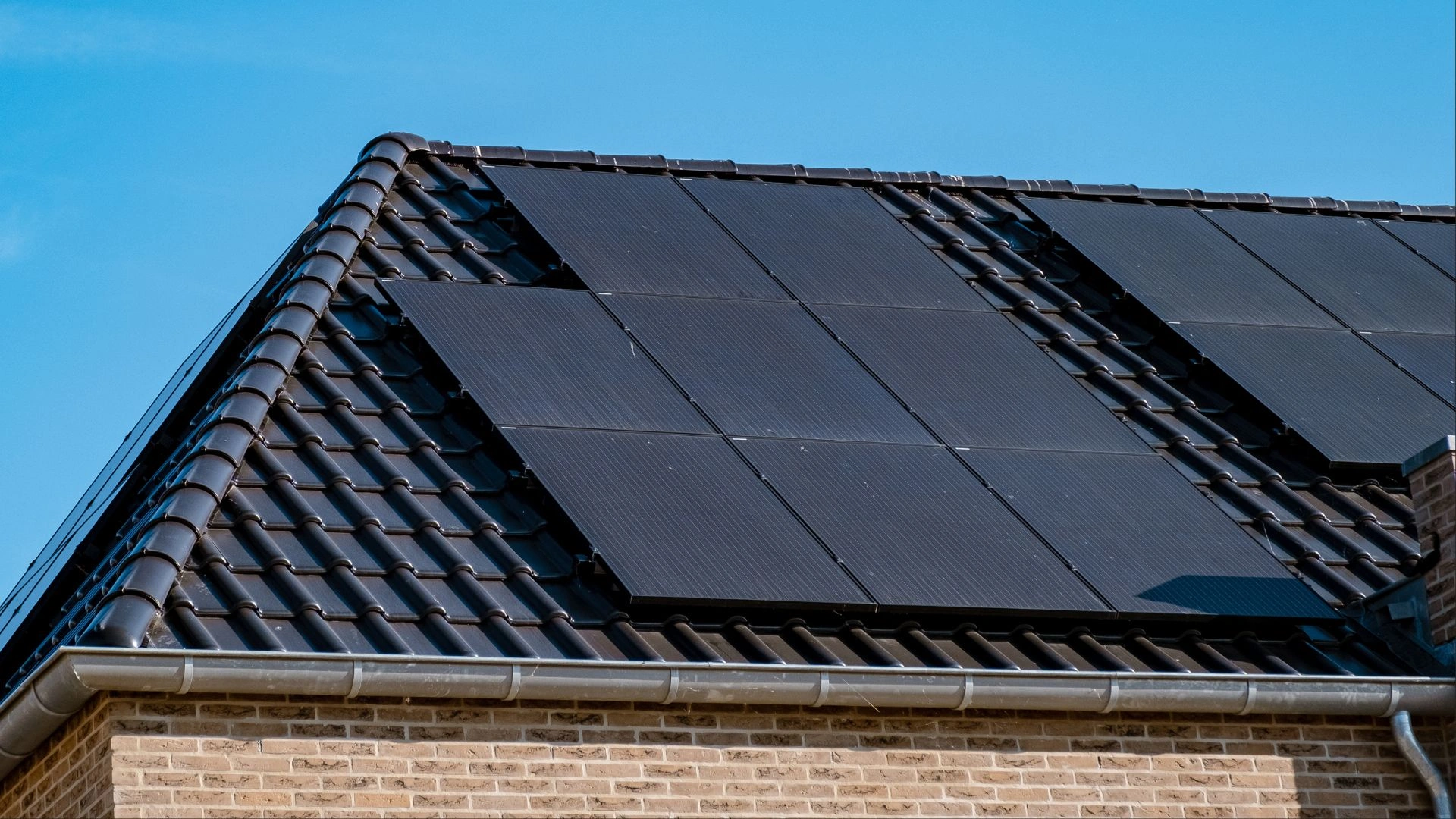 Residential Solar Cleaning service-4 Residential Solar Cleaning service